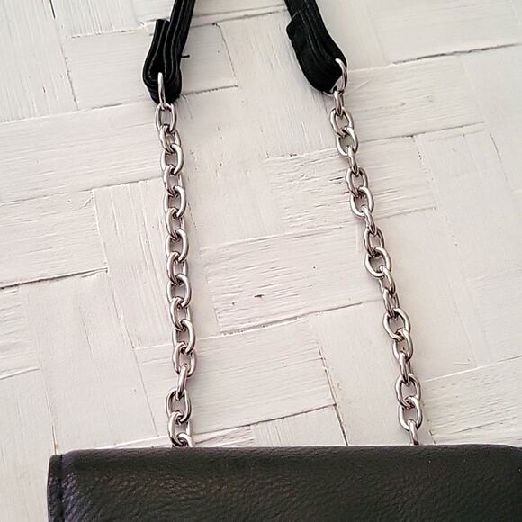 Apt. 9 Safe Keeper RFID-Blocking Wallet Mari Crossbody Silver Accents (NWT) - Picture 6 of 7
